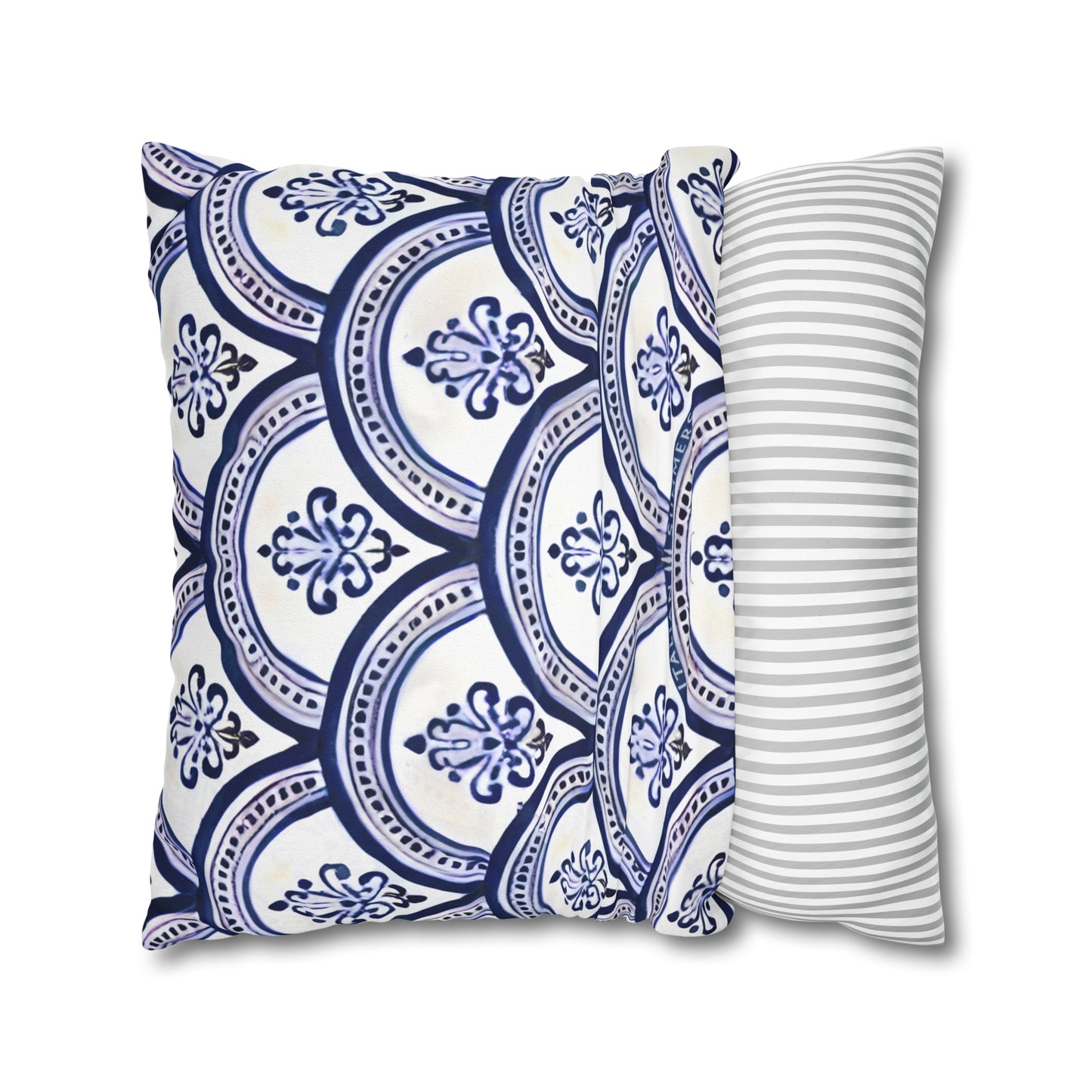 Pillow case Sogno d'Amalfi by Italian Summers, made to order Mediterranean-style inspired by the Maiolica domes of the enchanted Coast of Amalfi