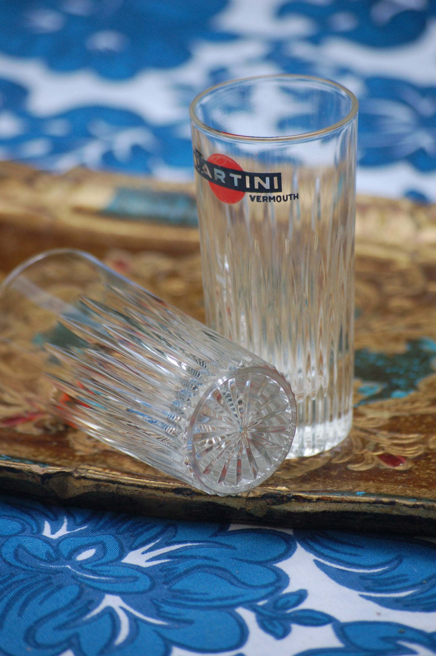 Set of two Vintage 1960s Martini Aperitivo glasses, star cut pattern, Dolce Vita | Italian aperitif
