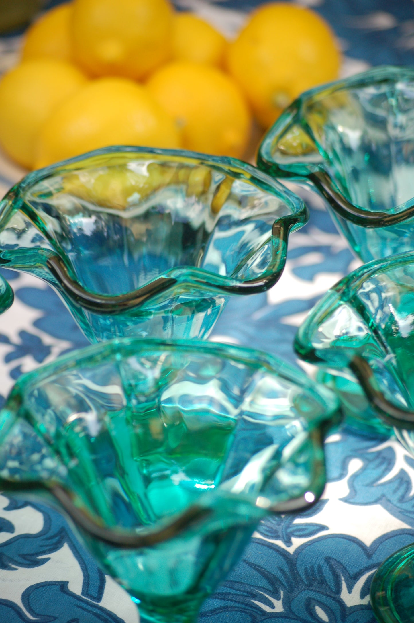 Italian vintage gelato coupes in emerald green colored glass by Italian Summers