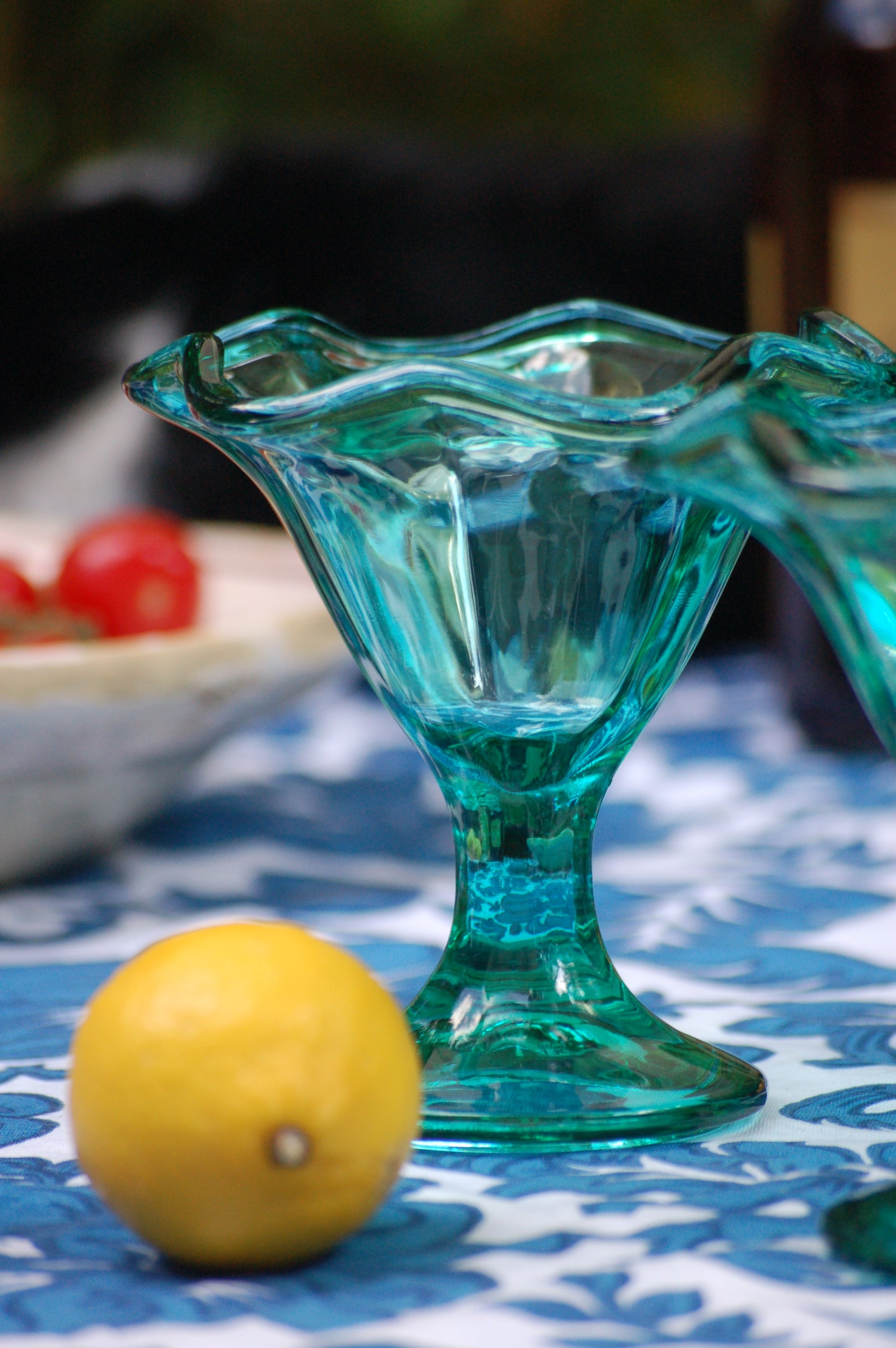 Italian vintage gelato coupes in emerald green colored glass by Italian Summers