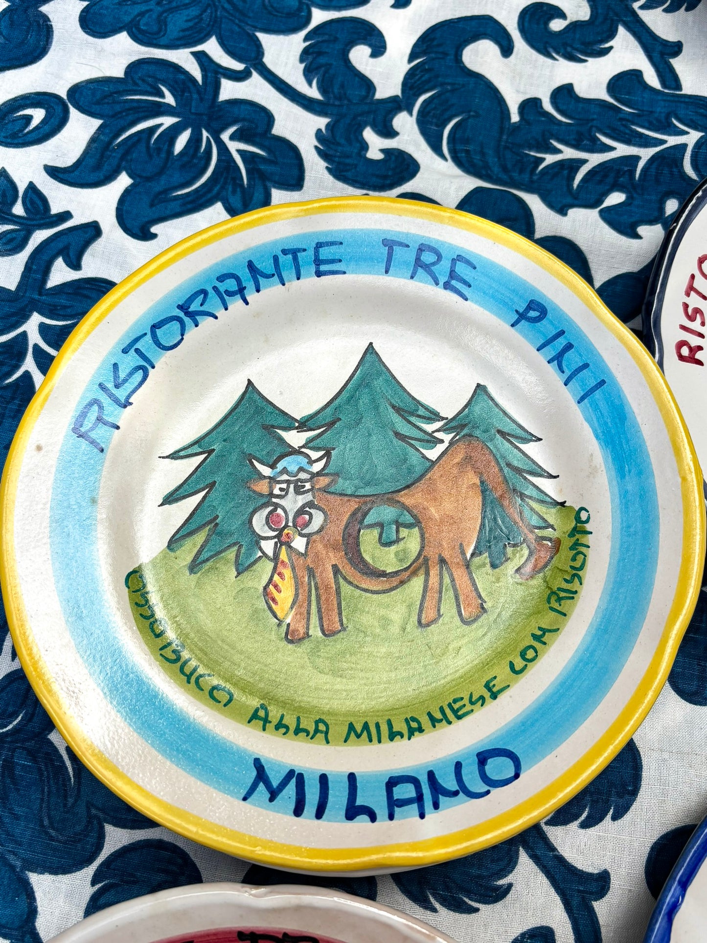 Vintage Buon Ricordo plate from Ristorante Tre Pini Milano - Hand-painted Italian ceramic commemorative plate