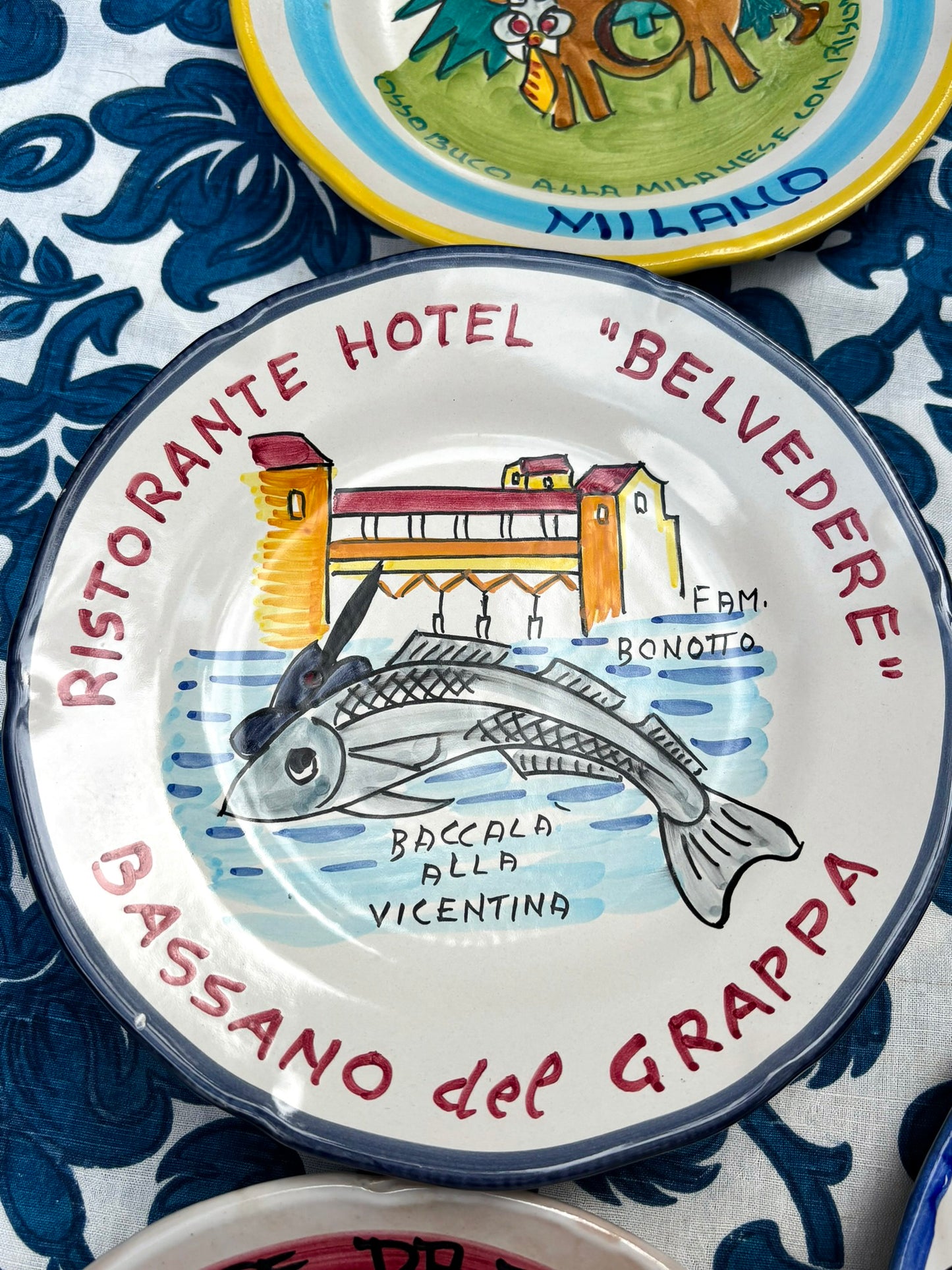 Vintage Buon Ricordo plate from Ristorante Hotel Belvedere Bassano del Grappa - Hand-painted Italian ceramic commemorative plate