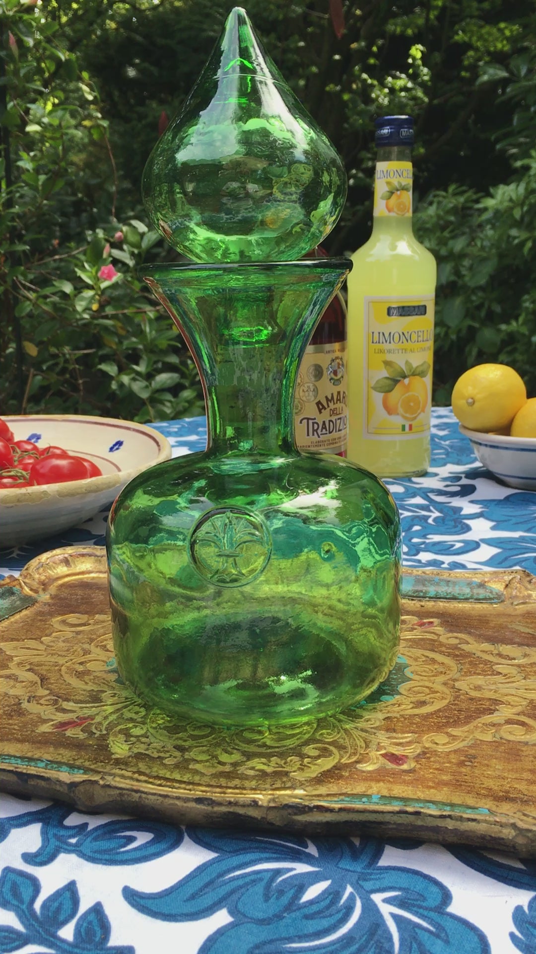 Vintage hotsell Italian empoli green décanter bottle genie